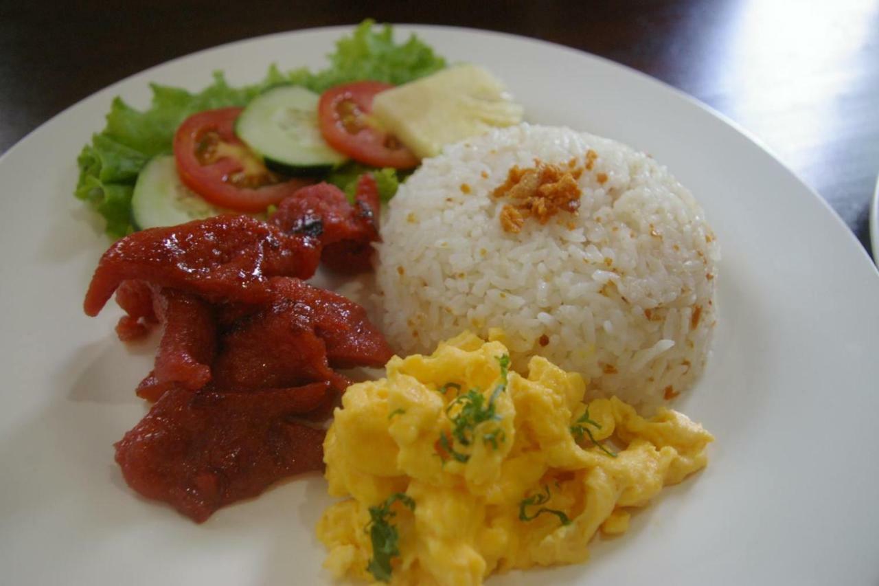 Bikyeong Hotel And Restaurant Tagaytay City Exterior photo